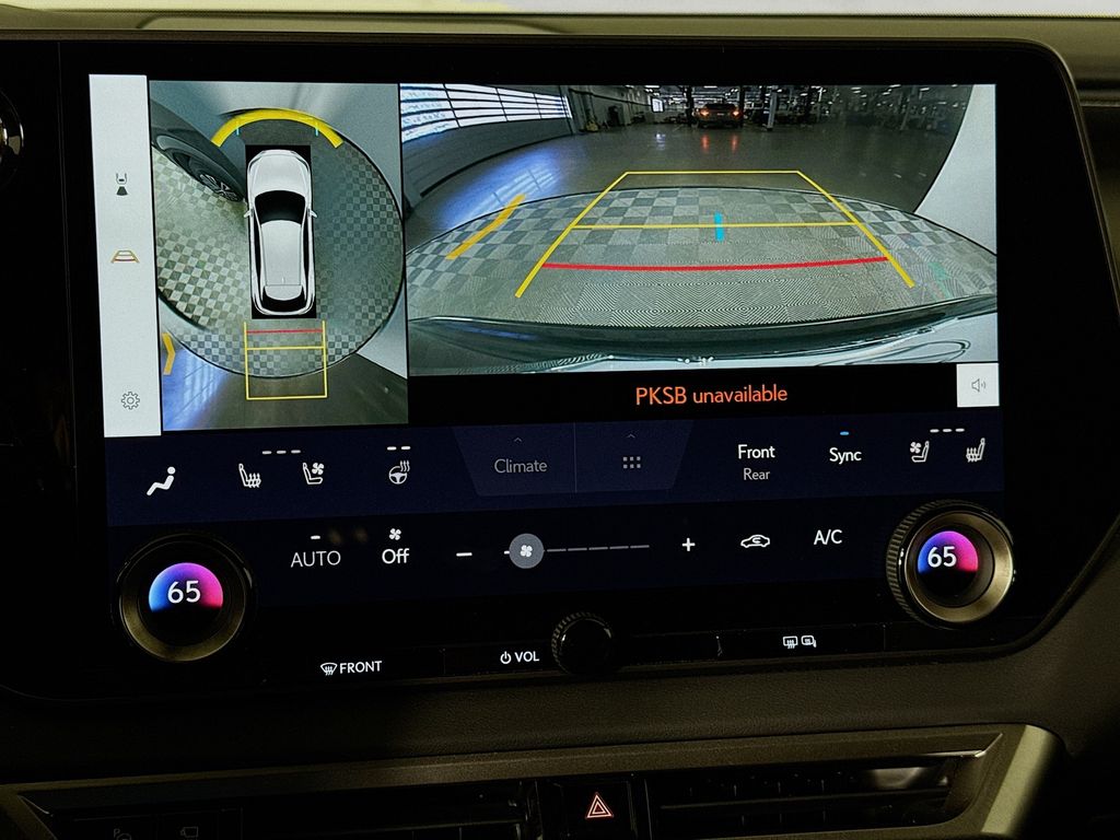 Thumbnail: 2024 Lexus RX - 13