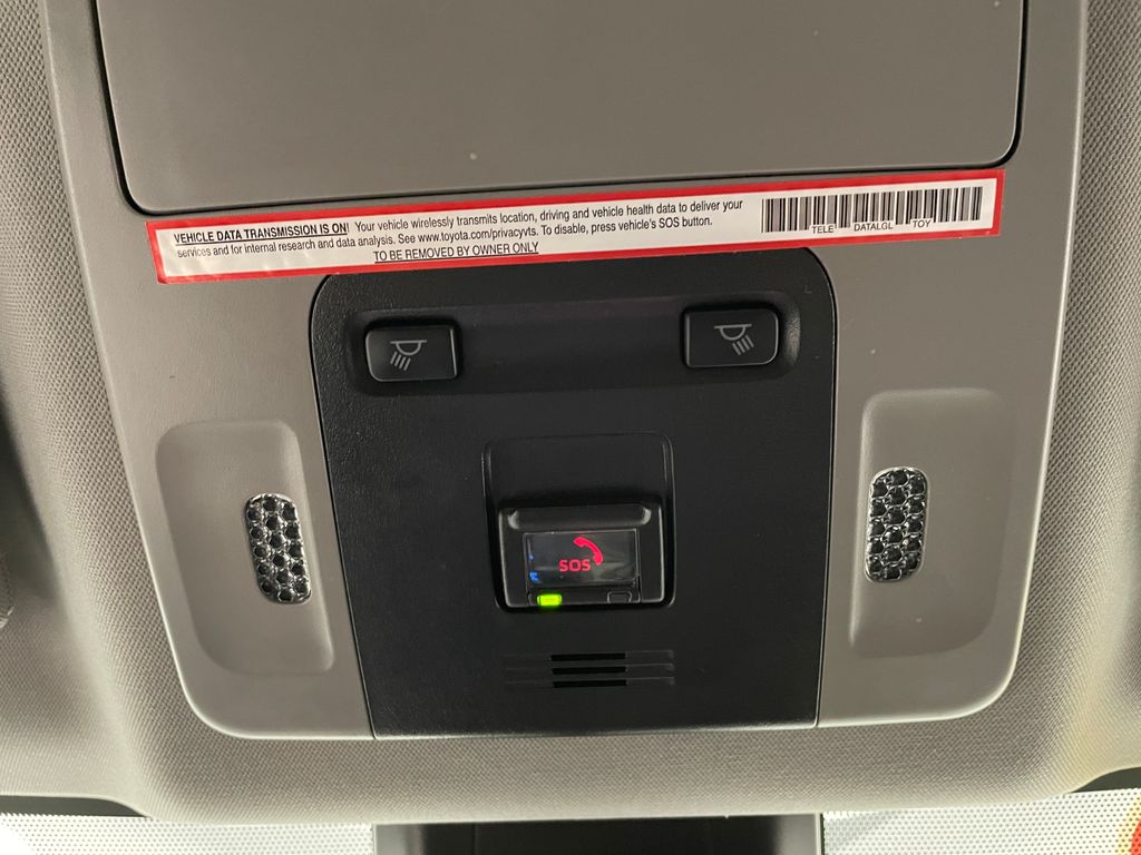 2023 Toyota Camry SE 31