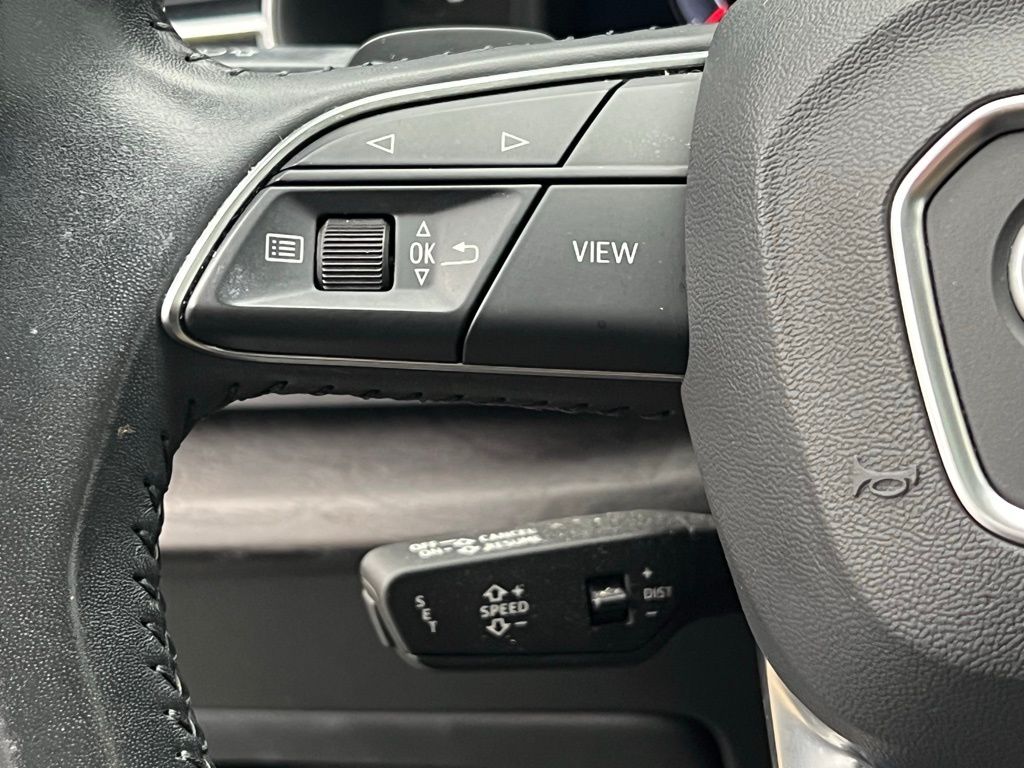 Thumbnail: 2019 Audi Q8 - 19