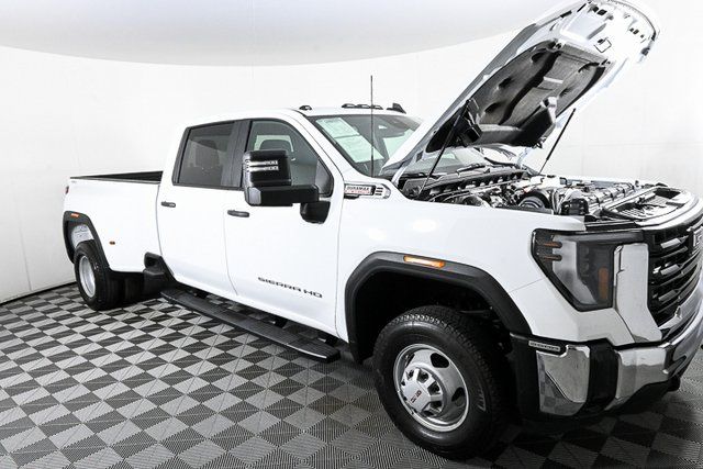 2024 GMC Sierra 3500HD Pro 27