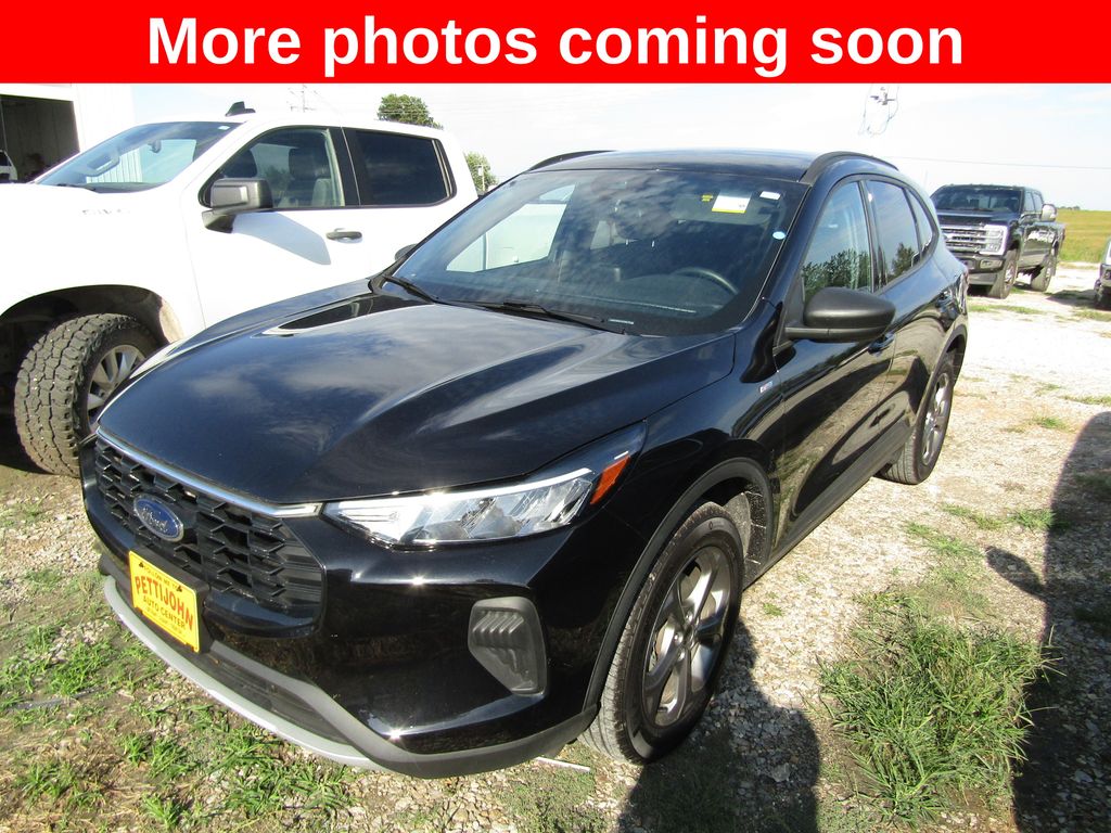 2025 Ford Escape ST-Line AWD