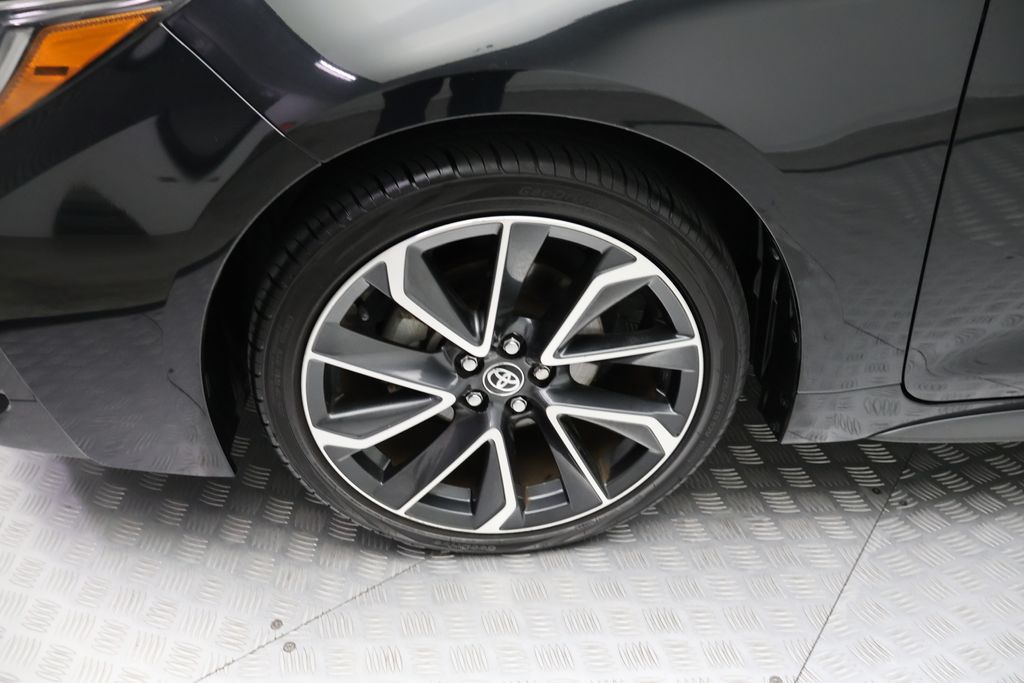Thumbnail: 2021 Toyota Corolla - 4