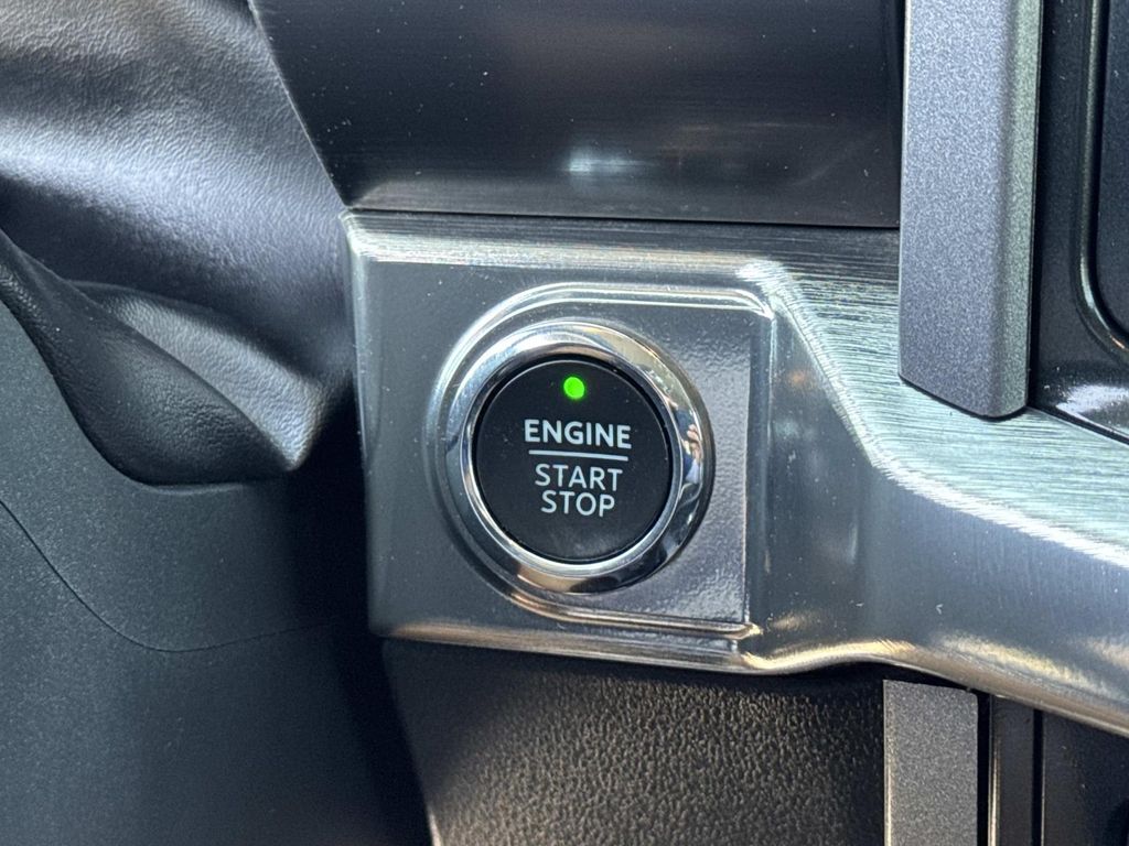 Used 2023 Ford F-150 Lariat 4D SuperCrew