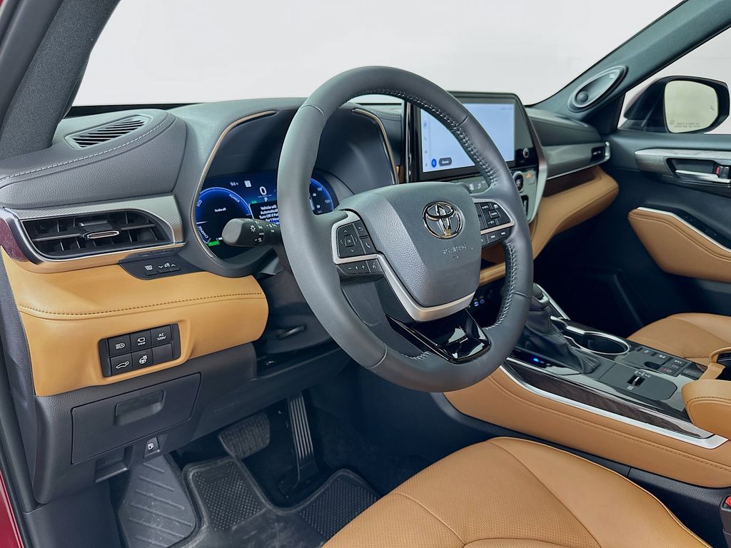 Thumbnail: 2026 Toyota Highlander - 9
