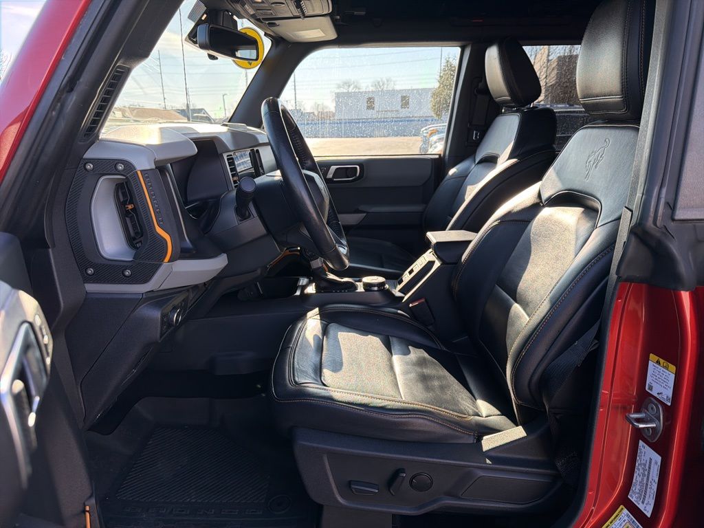 Thumbnail: 2022 Ford Bronco - 17