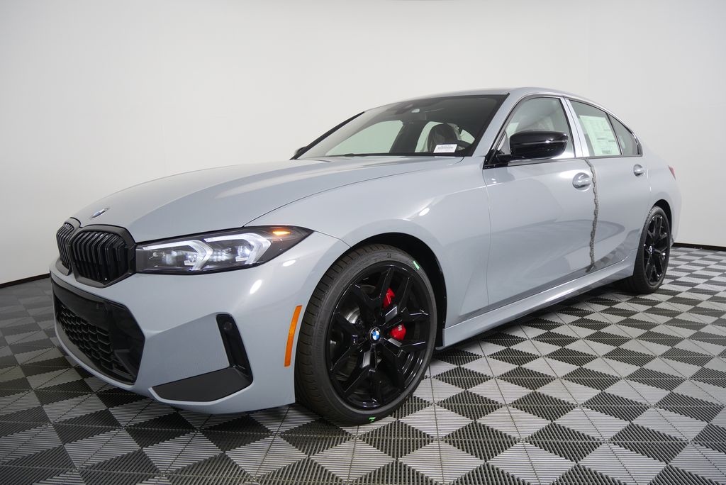 Thumbnail: 2026 BMW 3 Series - 8