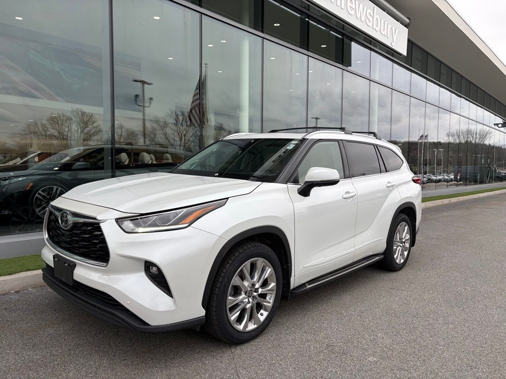 2023 Toyota Highlander L AWD