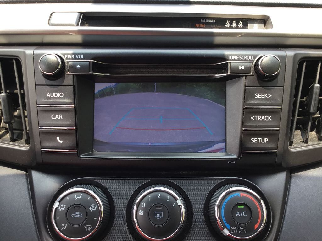 2018 Toyota RAV4 LE 18