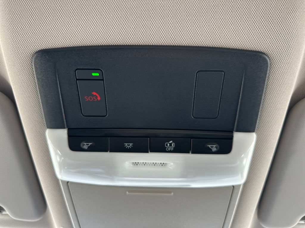 2025 Nissan Rogue SV photo