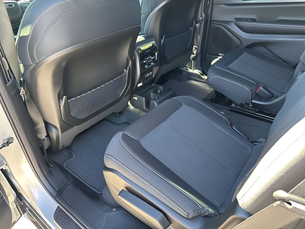 New Car 2025 Jeep Grand Cherokee L  For Sale Under $50,000 In Austin, Texas