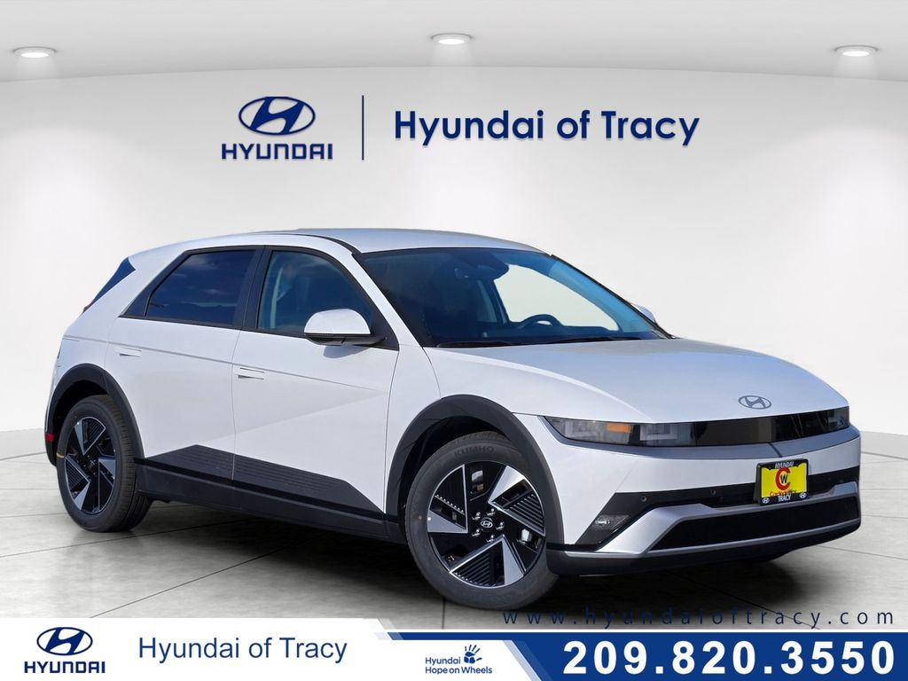Atlas White 2026 Hyundai Ioniq 5 SUV / Crossover Rear-Wheel Drive 1-Speed Automatic
