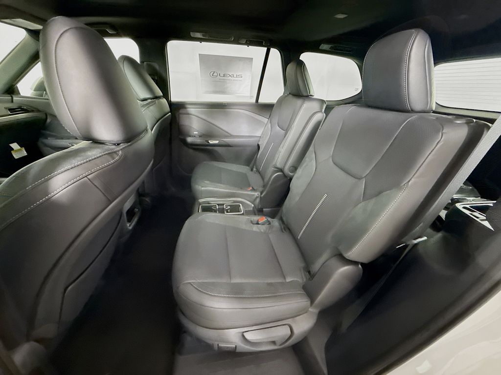 Thumbnail: 2026 Lexus TX - 17