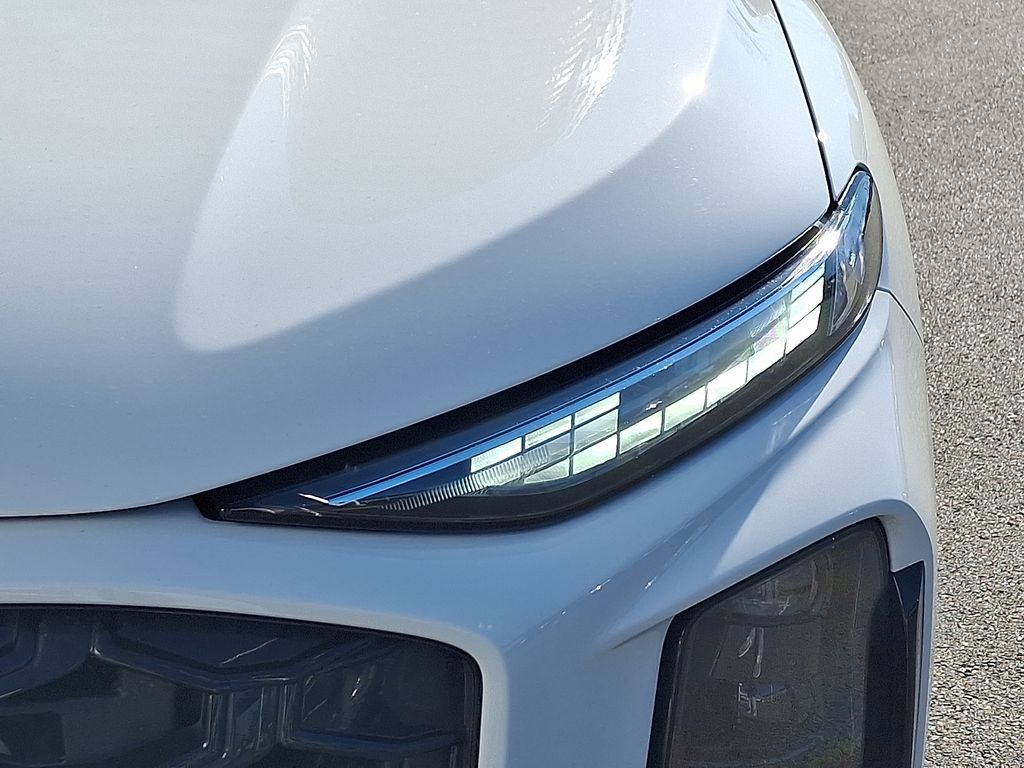 Thumbnail: 2026 Audi Q3 - 6