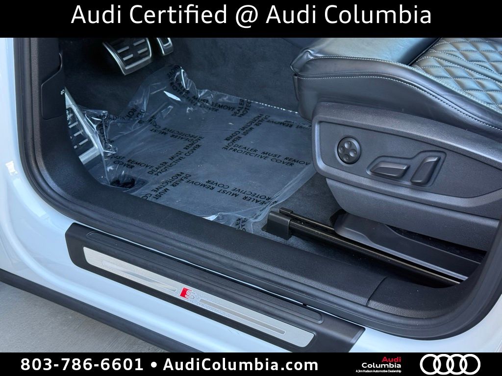 2023 Audi SQ5 Premium Plus Ibis White - Jim Hudson Acura - Image 21