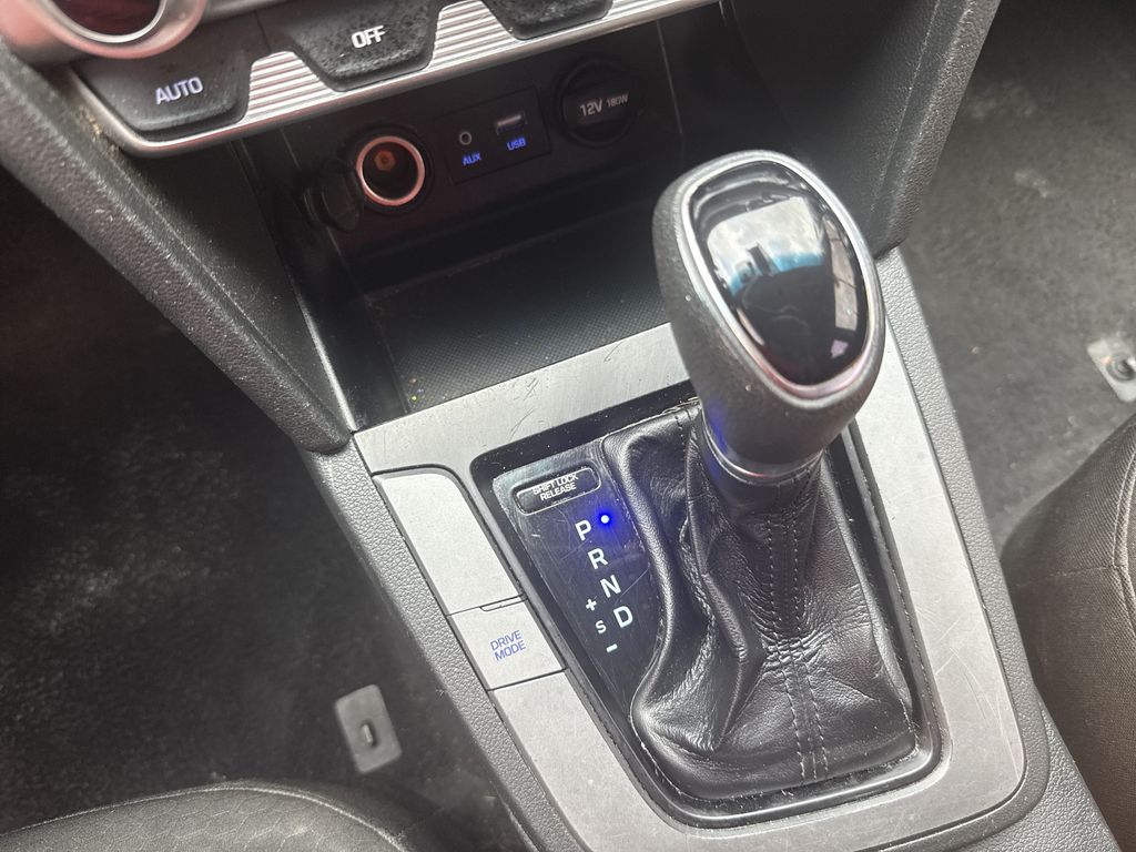 2020 Hyundai Elantra SEL Silver at Emmons Autoplex