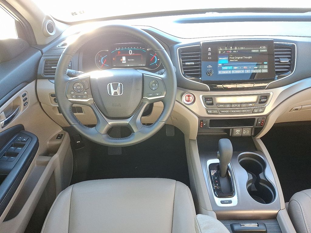 Thumbnail: 2020 Honda Pilot - 12