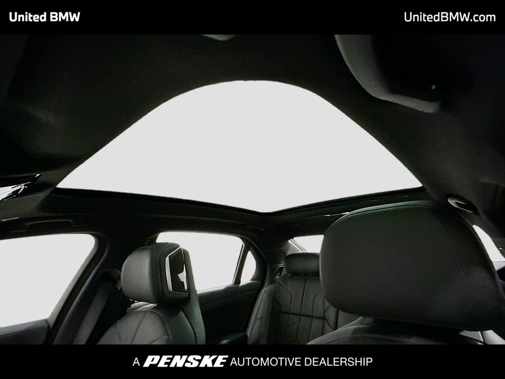 Thumbnail: 2026 BMW i7 - 12