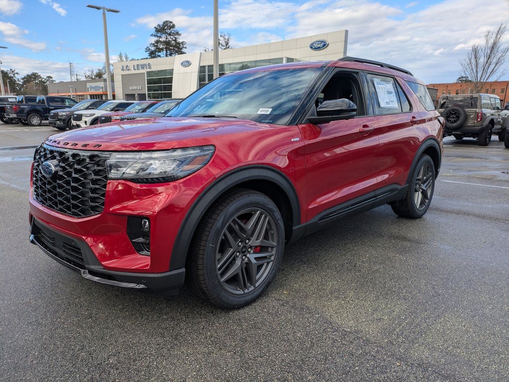 2026 Ford Explorer ST-Line