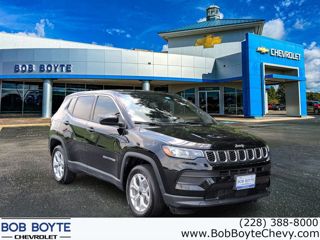 Diamond Black Crystal Pearlcoat 2025 Jeep Compass SUV / Crossover Four-Wheel Drive 8-Speed Automatic