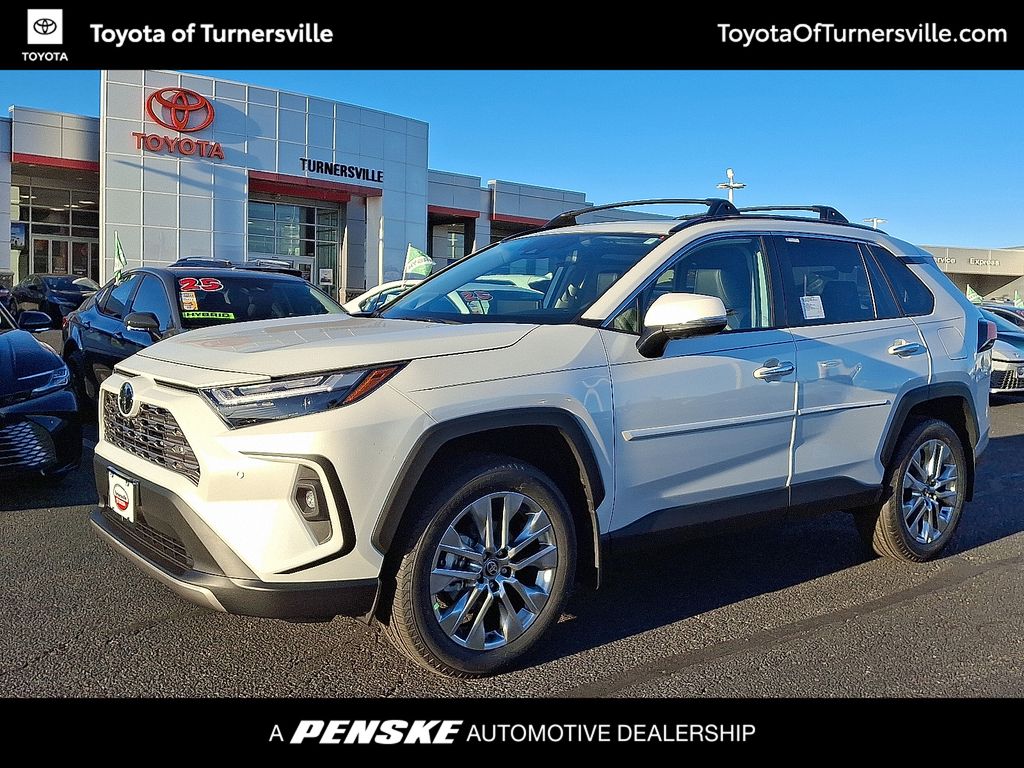 2025 Toyota RAV4 Limited's photo