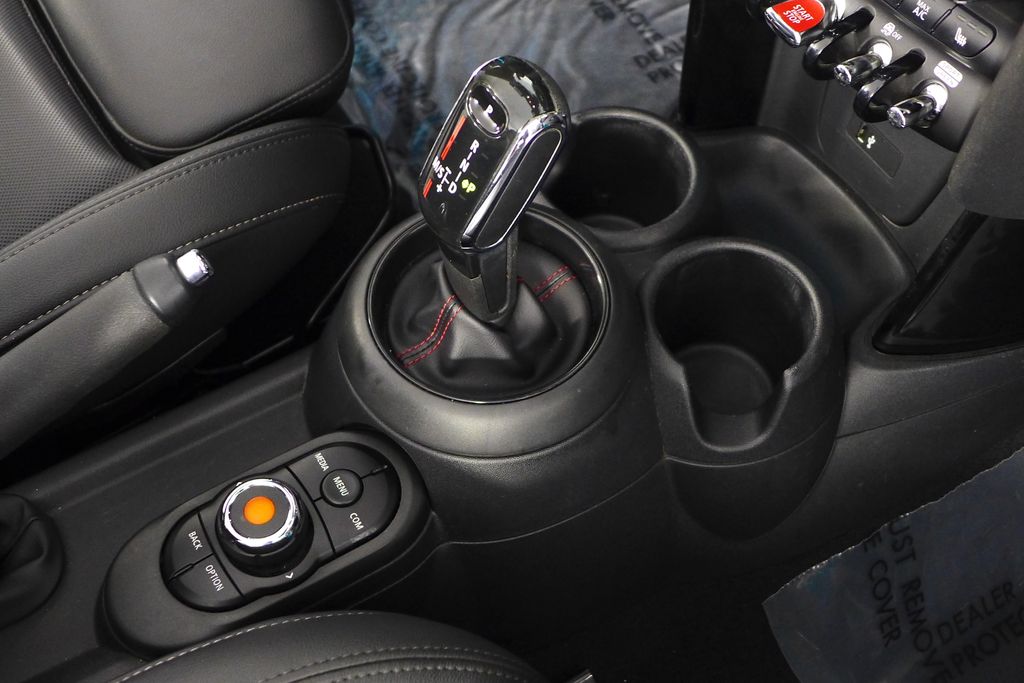 Thumbnail: 2020 MINI Cooper - 19