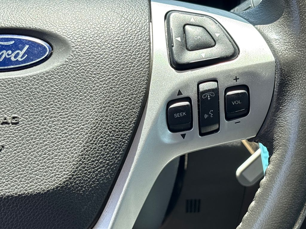 Used 2013 Green Ford SEL image 20