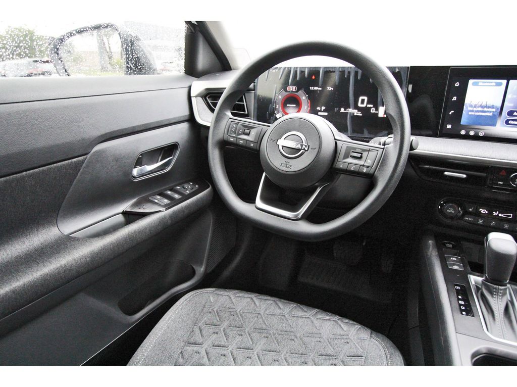 2026 Nissan Kicks SV - 7