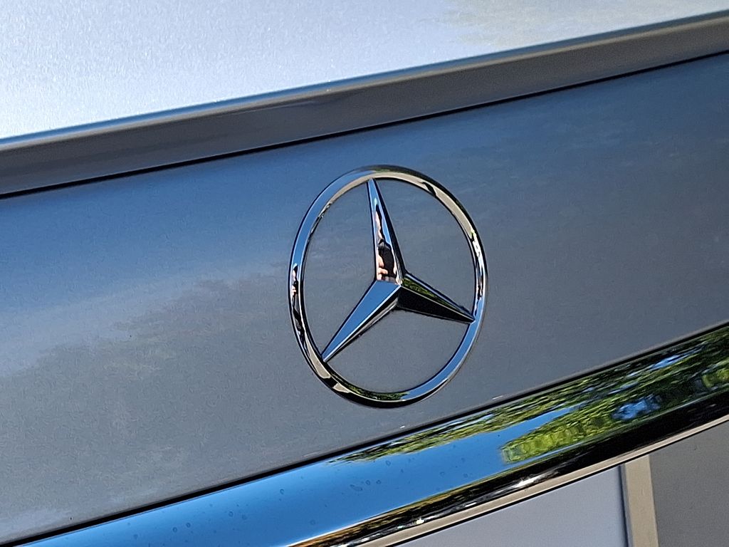 Thumbnail: 2021 Mercedes-Benz E-Class - 30