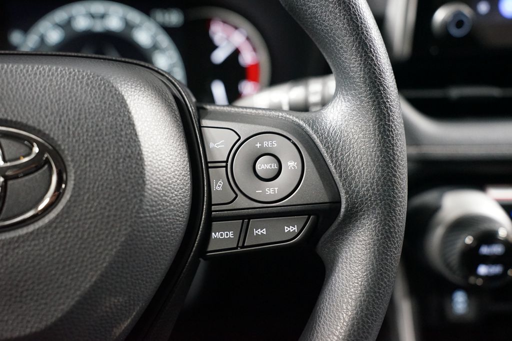 Thumbnail: 2025 Toyota RAV4 - 13