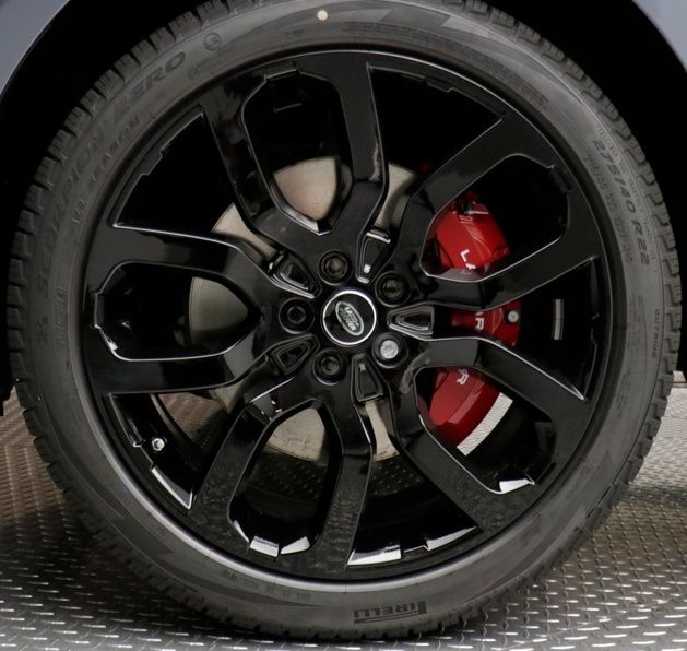 Thumbnail: 2020 Land Rover Range Rover Sport - 3