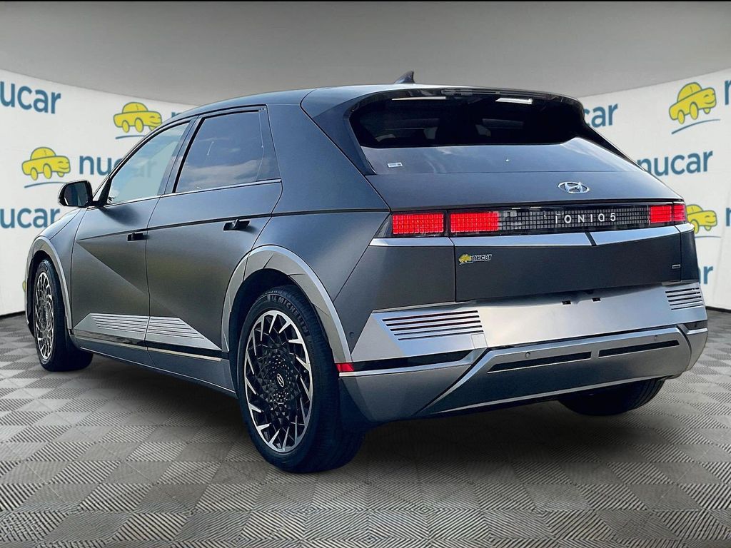 2022 Hyundai IONIQ 5 — photo 4
