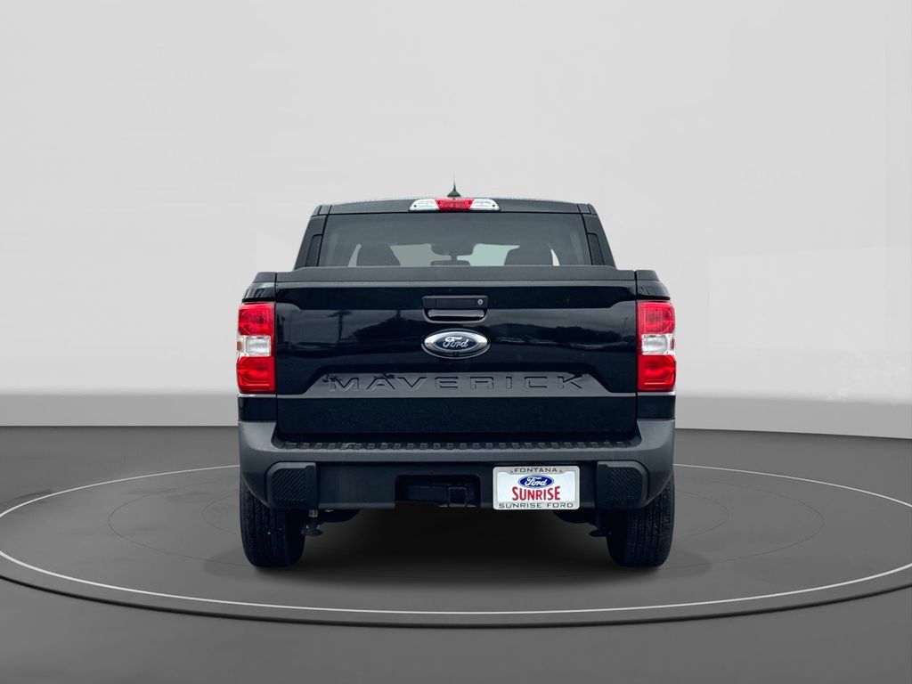 Used 2024 Ford Maverick XL 4D Crew Cab