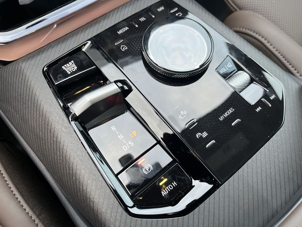 Thumbnail: 2026 BMW X3 - 16