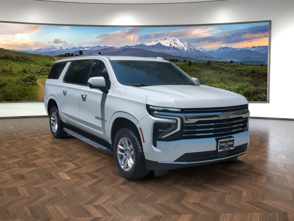 2025 Chevrolet Suburban LT 4WD