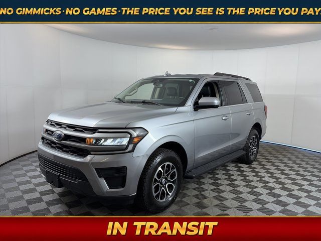 Iconic Silver Metallic 2024 Ford Expedition SUV / Crossover Four-Wheel Drive Automatic