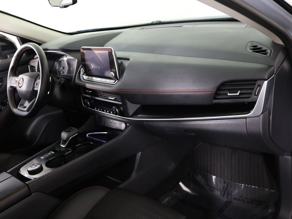 Used 2025 Gray Nissan Rock Creek image 28