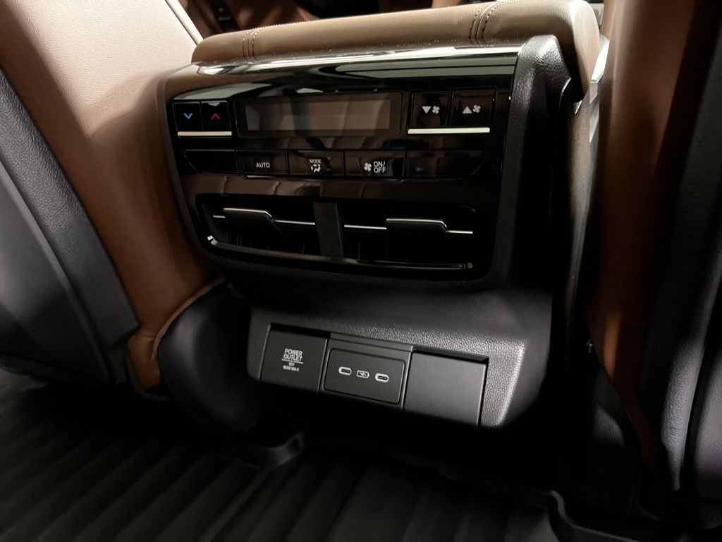 Thumbnail: 2026 Acura MDX - 9