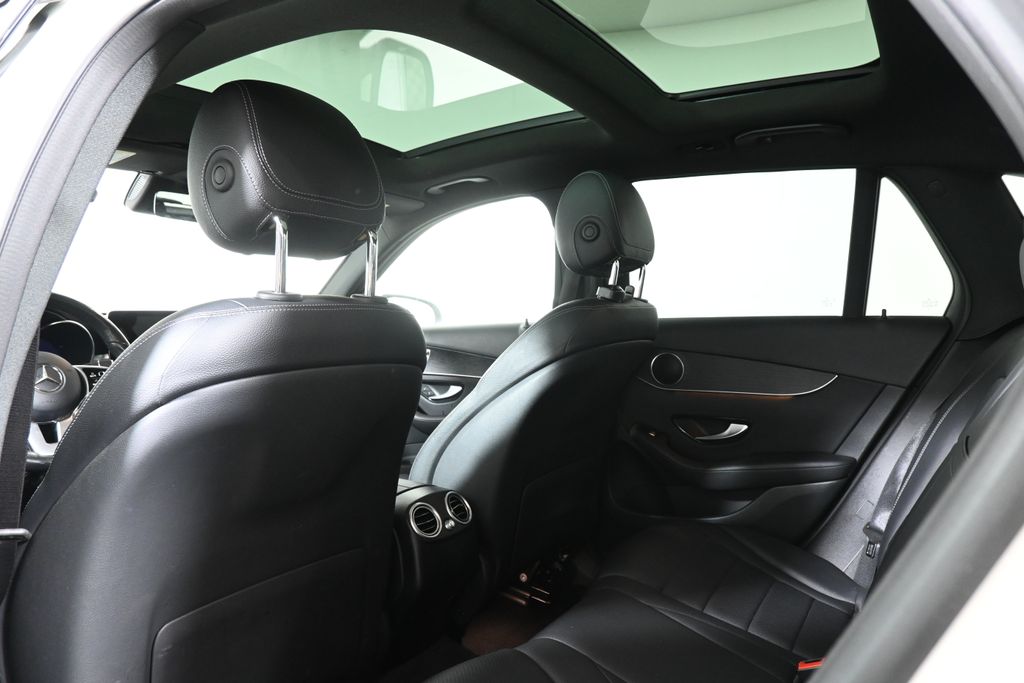 Thumbnail: 2021 Mercedes-Benz GLC - 22