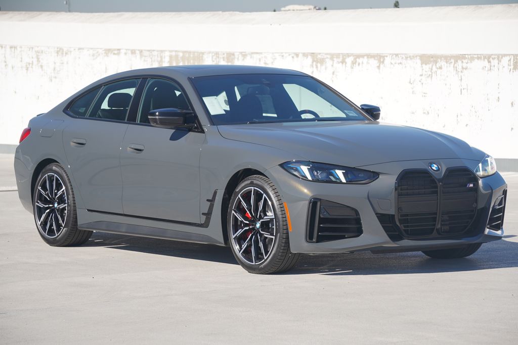 Thumbnail: 2026 BMW 4 Series - 3