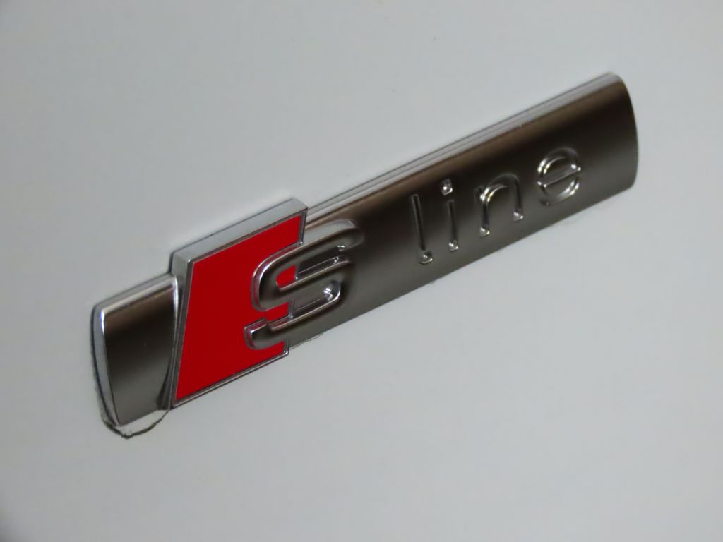 Thumbnail: 2025 Audi Q3 - 11