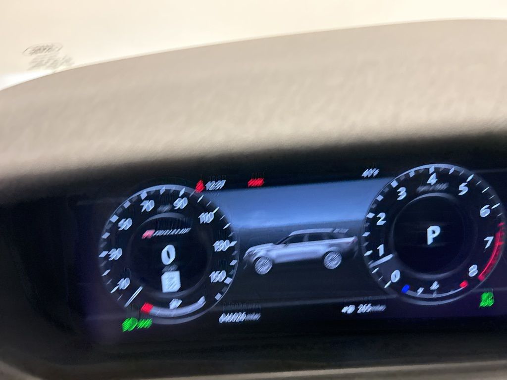 Thumbnail: 2018 Land Rover Range Rover Velar - 16