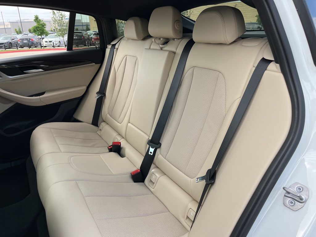 2023 BMW X4 xDrive30i 26