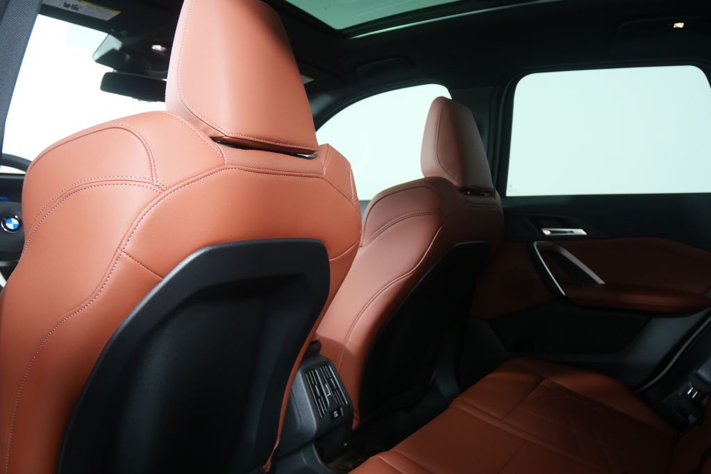 Thumbnail: 2026 BMW X1 - 16