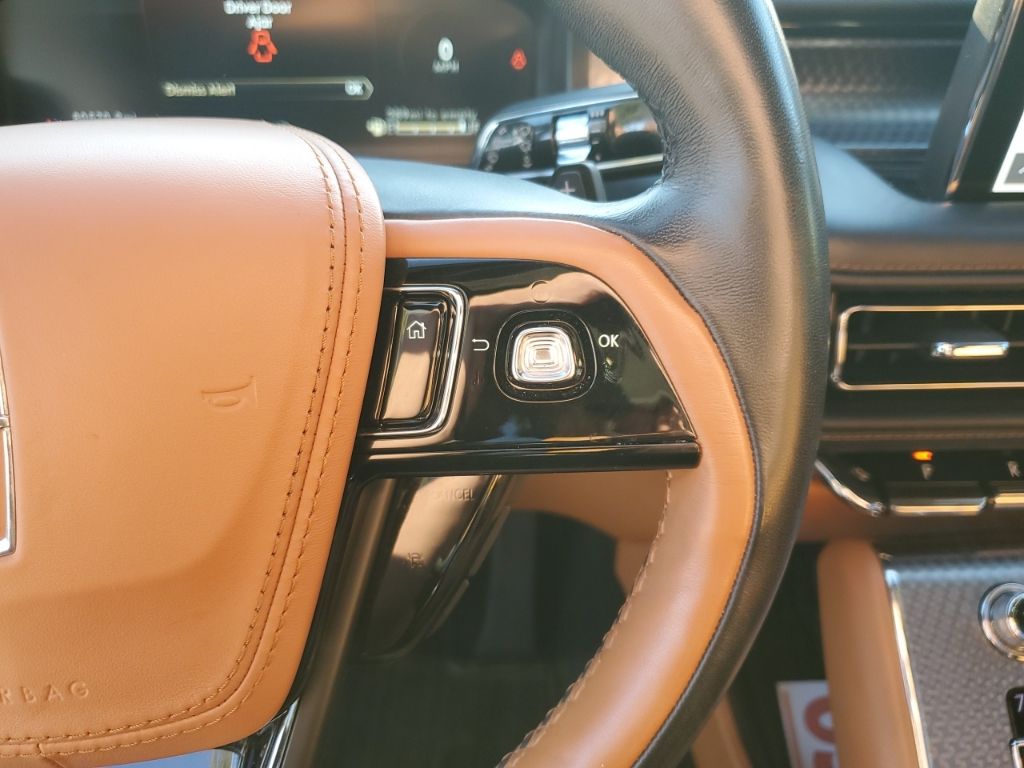 Used Car 2020 Lincoln Aviator  Black Label For Sale Under $35,000 In Austin, Texas