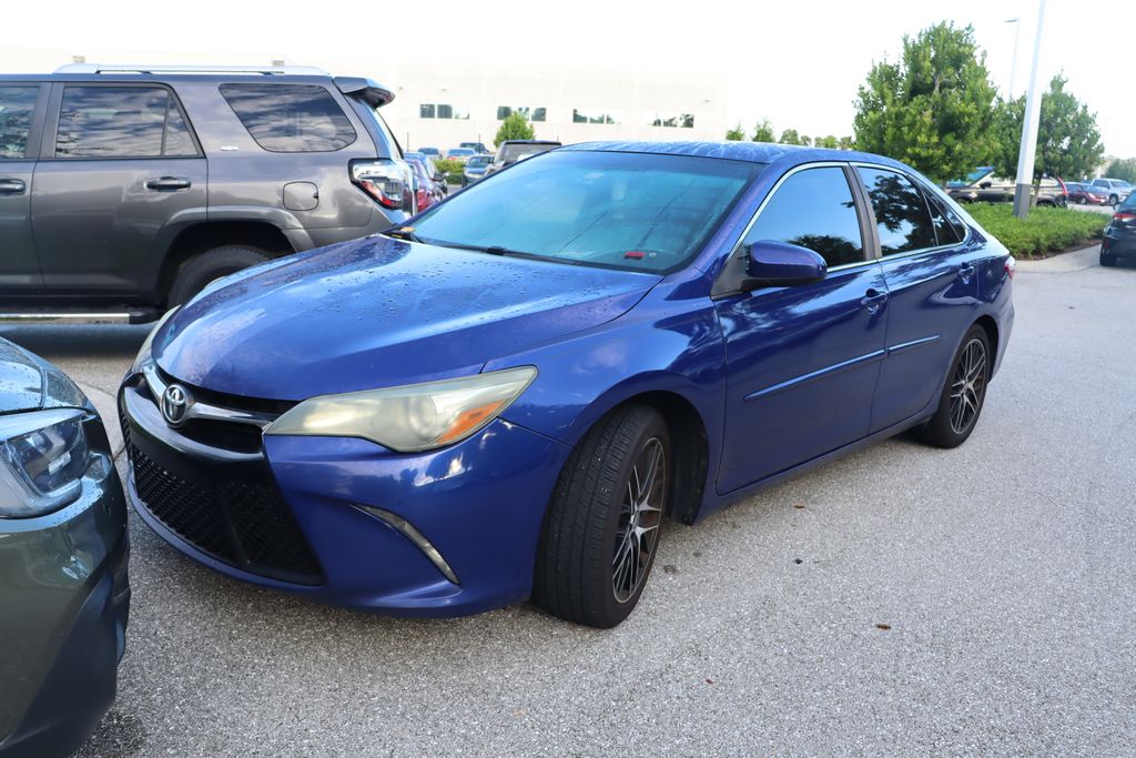 2015 Toyota Camry SE -
                  West Palm Beach, FL