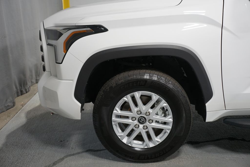 Thumbnail: 2024 Toyota Tundra - 5