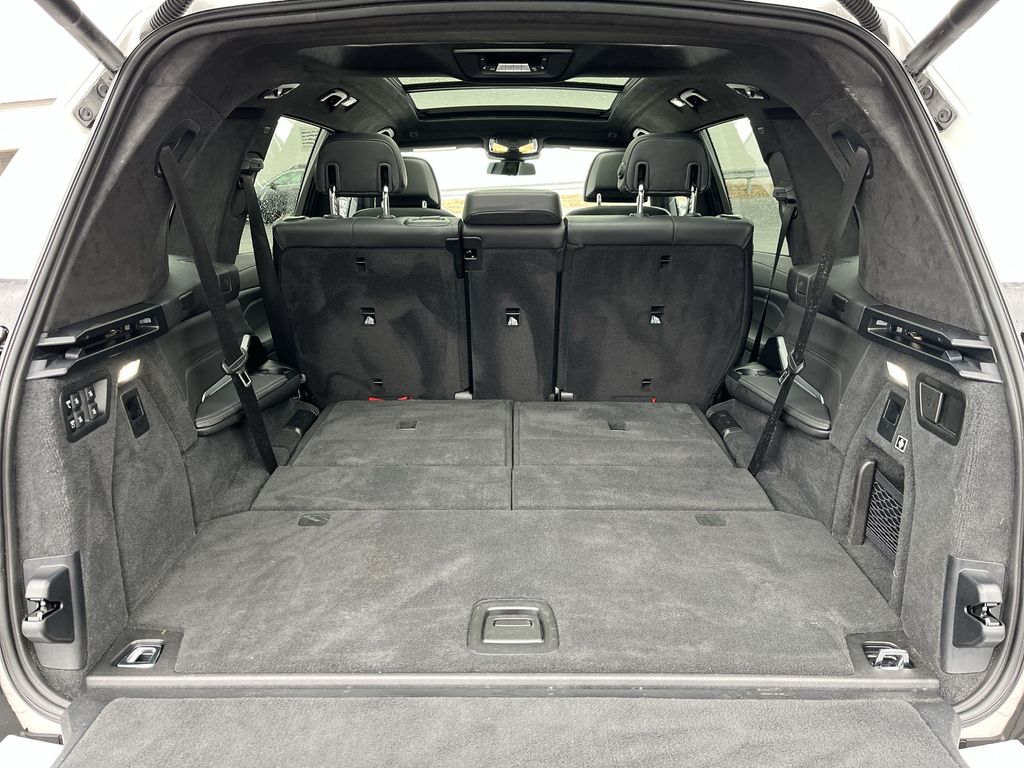 Thumbnail: 2023 BMW X7 - 25