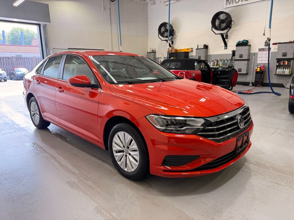 Thumbnail: 2019 Volkswagen Jetta - 7