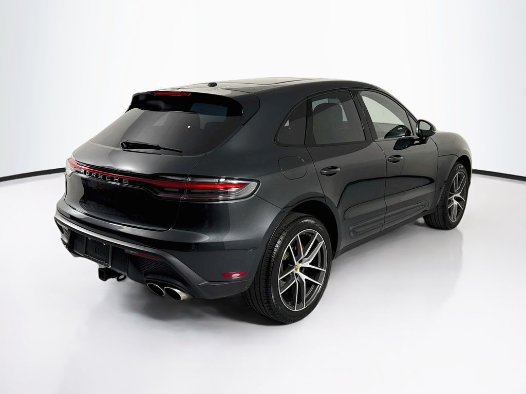 Thumbnail: 2023 Porsche Macan - 5
