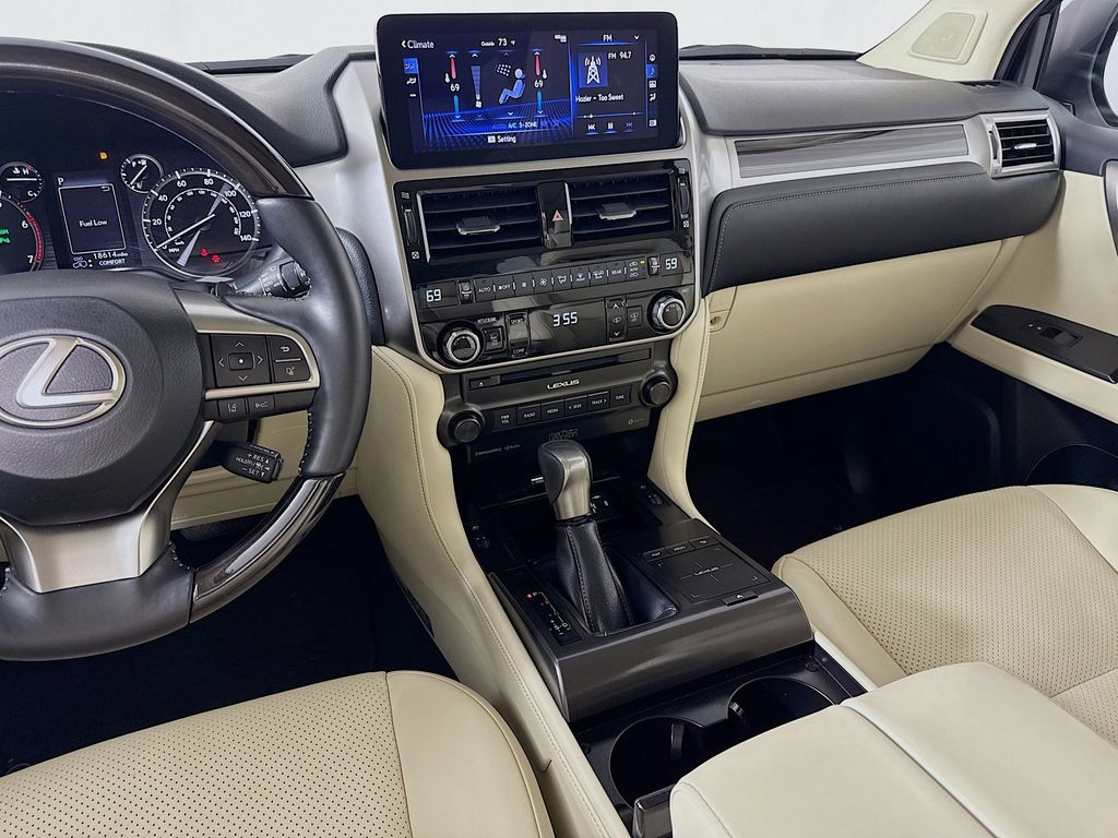 Thumbnail: 2022 Lexus GX - 24